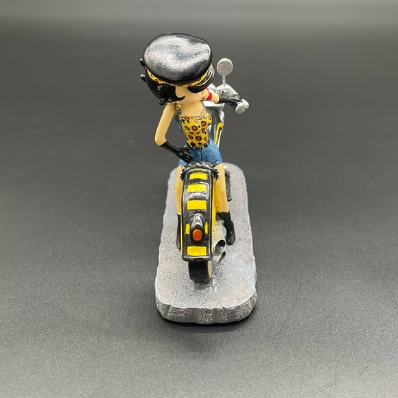 Bradford Exchange Betty Boop Born to Ride Collection Born to be Boop Figurine - Picture 9 of 15